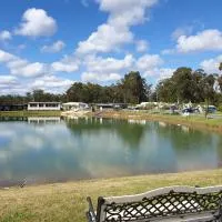 Australian Motor Home Tourist Park Twelve Mile Creek, hotel di Karuah