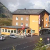 Hotel Simplon-Blick, hotel di Simplon Hospiz