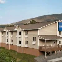 Travelodge by Wyndham Low Moor Near Covington, hotel sa Low Moor