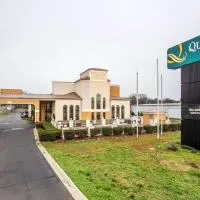 Quality Inn Bennettsville: Bennettsville şehrinde bir otel