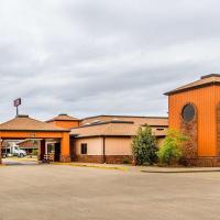 Quality Inn & Suites, hotel poblíž Williamson County Regional Airport - MWA, Marion