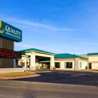 Quality Inn & Suites Moline - Quad Cities, hotelli kohteessa Moline lähellä lentokenttää Quad Cityn kansainvälinen lentoasema - MLI 