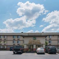 Quality Inn & Suites Detroit Metro Airport, khách sạn gần Sân bay Detroit Metro - DTW, Romulus