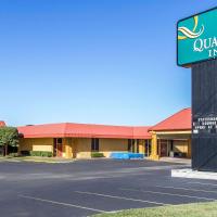 Quality Inn Ada near University