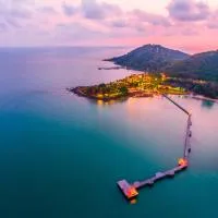 Rayong Resort Hotel, hotel em Ban Phe