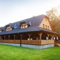 Penzion a restaurace Grunt, מלון בŘeka