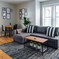 Fully Furnished Decorated 1BR Convenient Location, hotel in Lakeview, Chicago