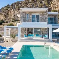 Sea view villa with private pool Horizontes, hotel em Kalithies