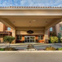 The Oaks Hotel & Suites, hotell sihtkohas Paso Robles