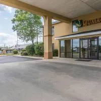 Quality Inn Andalusia, hôtel à Andalusia