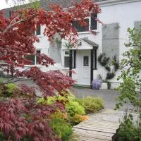 Cwmbach Guest House, hotel di Neath
