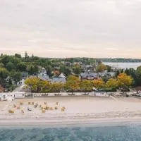 Heikendorf Ostseebad Strandhotel mit Sauna by Belvilla, хотел в Хайкендорф