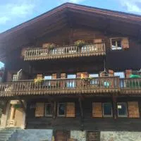 Chalet Beauroc، فندق في مورغينز
