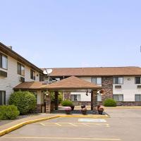 Days Inn & Suites by Wyndham Davenport East, hotel in Davenport