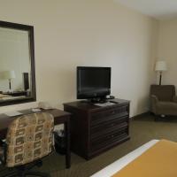 Holiday Inn Express & Suites Whitecourt by IHG, hotel poblíž Letiště Whitecourt - YZU, Whitecourt