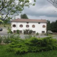 Hostal Venta San Blas, hotel ad Almándoz