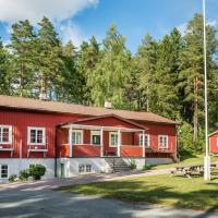 First Camp Bredsand-Enköping, отель в городе Энчёпинг