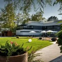 Donautica Hotel & Restaurant, hotel v destinácii Fadd-Dombori
