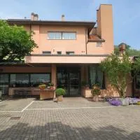 Hotel Ristorante Fatur, hotel u gradu Cisano Bergamasco