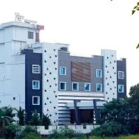 Rose International Hotel, hotel di Nilambūr