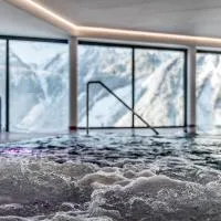 Hotel Burgstein - Inklusive Summer Card, hotell sihtkohas Längenfeld