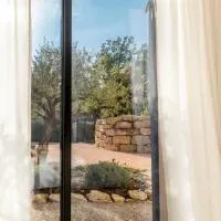 O PATIO DU MAS، فندق في Callas