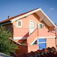 Apartment Olive, hotel din Jovići