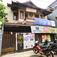 Premium Senen Guesthouse - Female Only