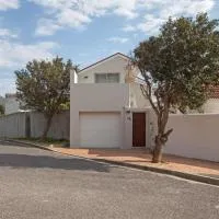 20 belladonna avenue Vredehoek Cape town, hotel Vredehoek városában