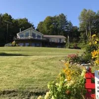 Our Valley View Bed & Breakfast, hotel em Hampton