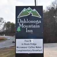Dahlonega Mountain Inn, hotel in Dahlonega