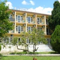 Hotel Briz 3 - Free Parking: Varna'da bir otel