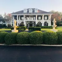 The Plantation House Boutique Inn, hotell i Pflugerville
