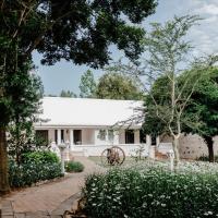 De Opstal Country Lodge, hotel di Oudtshoorn