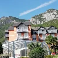 Hôtel Chez Pierre d'Agos – hotel w mieście Agos-Vidalos