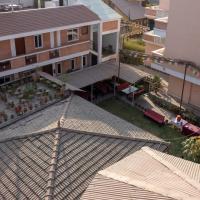 an overhead view of a building with a courtyard at Shaligram Hotel & Spa, Pātan
