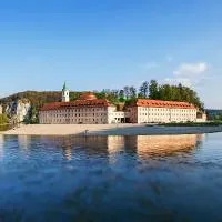 Gästehaus St. Georg - Weltenburger Klosterbetriebe GmbH, hotel v destinaci Kelheim