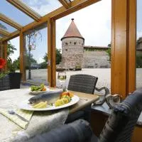 Gasthof Zur Burg, hotel em Hohenberg an der Eger