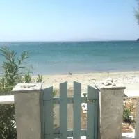 ''Sea front'' Rose's house, hotel v destinácii Kardhianí