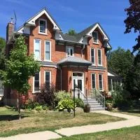 Seaway Manor B&B, hotel din Gananoque