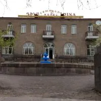 DINA, hotel en Sisian