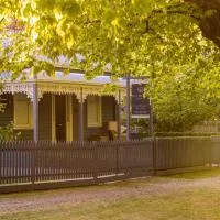 Belmont at Beechworth 2 bedrooms, 2 bathrooms, 2 couples, hotel v mestu Beechworth