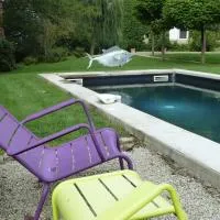 Moulin Renaudiots - Piscine, Nature & Parc Naturel du Morvan, hotel v destinácii Autun