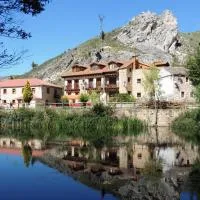 El Rincón de las Hoces del Duratón – hotel w mieście Burgomillodo