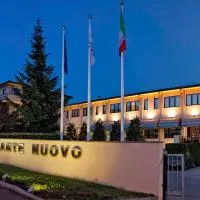 Hotel Nuovo, hotel u gradu Garlate