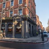 Blackbird, hotel di London