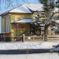 Bar Malwa, hotel en Aleksandrów Łódzki