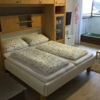 Gemütliche 1Z FeWo in Schönwald mit Balkon, Schwimmbad, Sauna, Fitness, hotel u gradu Aufʼm Bühl