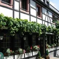 Weingasthaus zum Fährhof, Hotel in Winningen