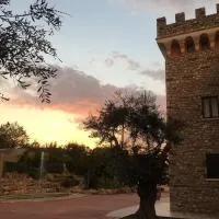 Hotel Castello Torre in Pietra، فندق في Pietradefusi